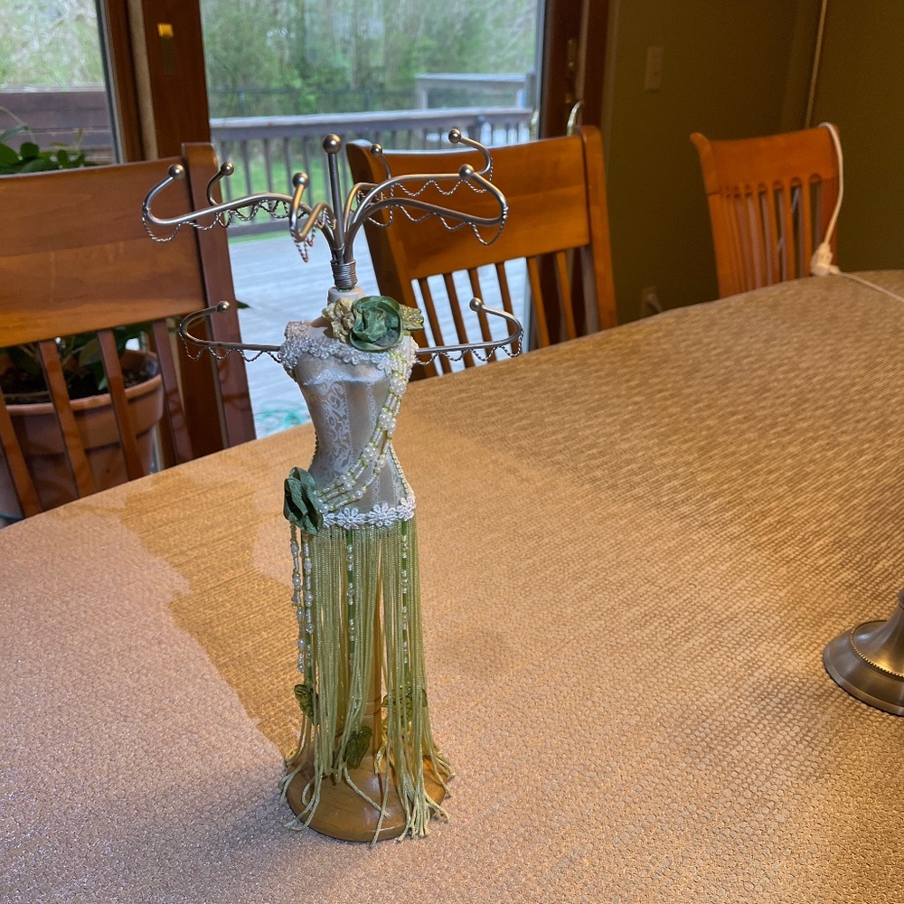 Victorian Style Jewelry Mannequin